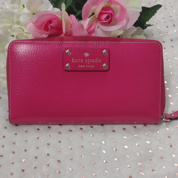 COPY - Kate Spade New York Wallet - Picture 8 of 8